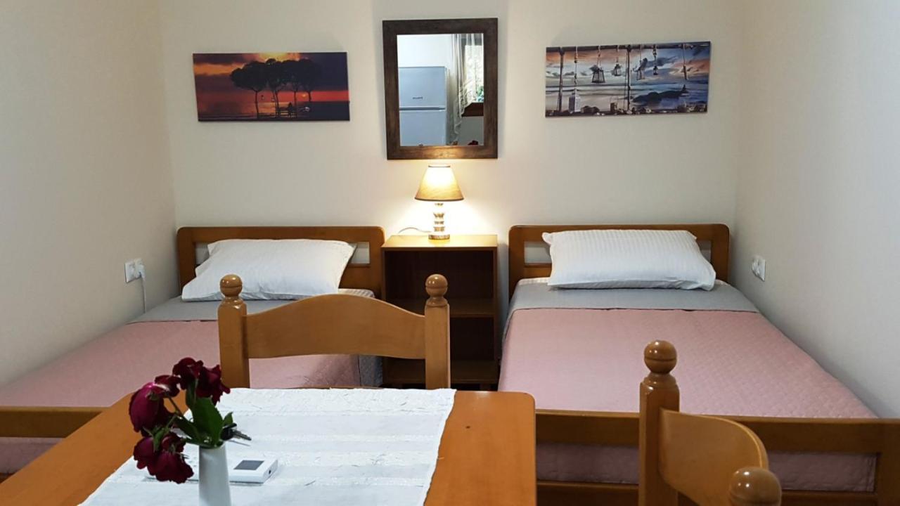 Apartment Fyllou *