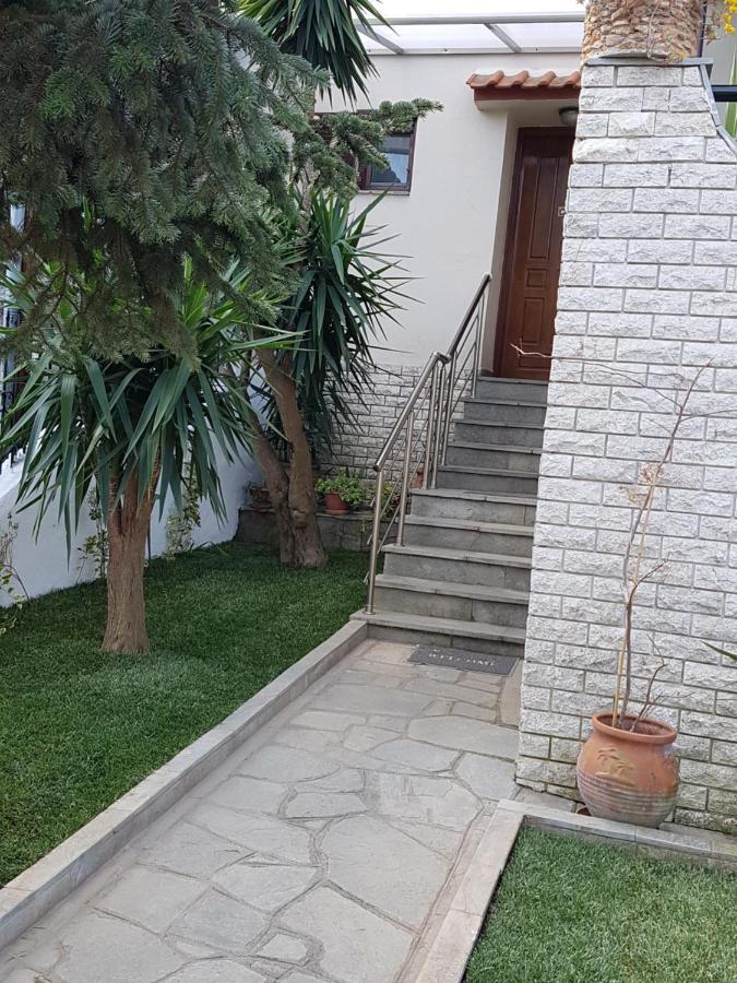 Apartment Fyllou *