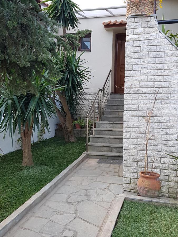 Apartment Fyllou *